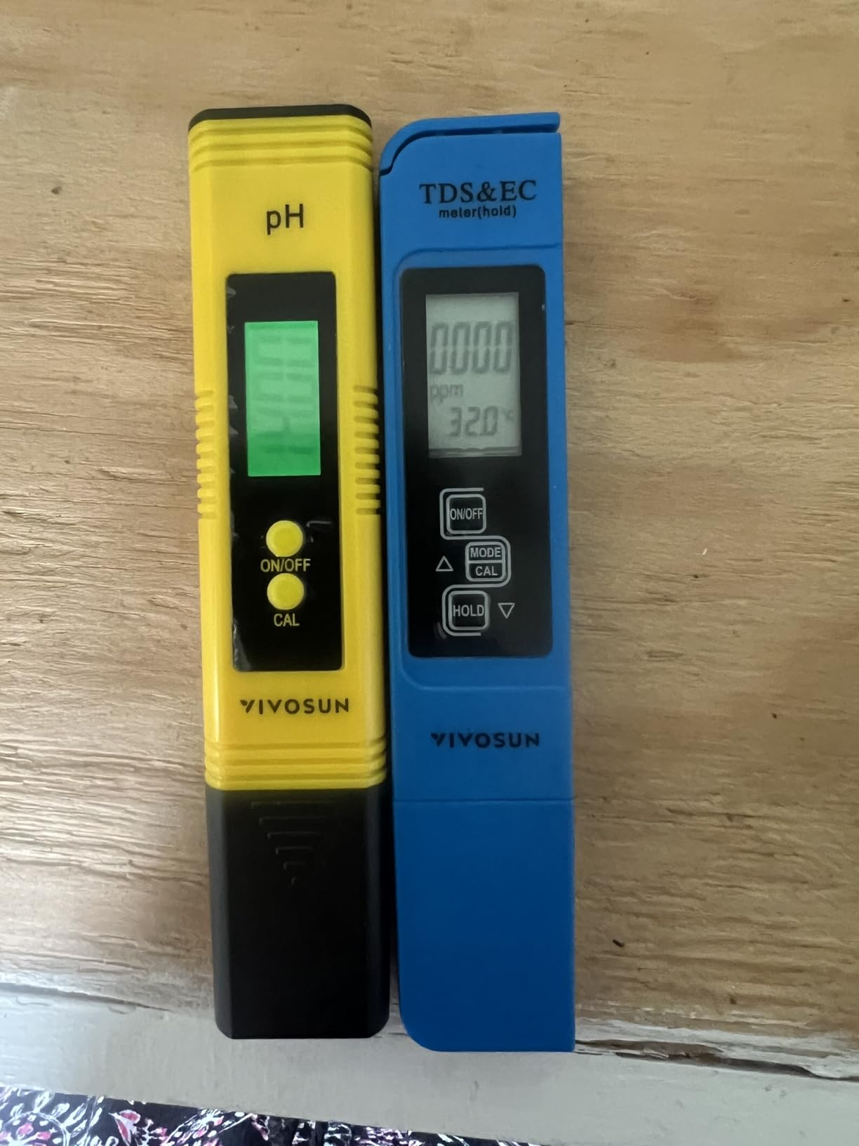 VIVOSUN Digital pH and TDS Meter Kits, 0.01pH High Accuracy Pen Type pH Meter, 3-in-1 TDS EC Temperature Meter for Hydroponics, Pool and Aquarium, UL Certified customer photo 1