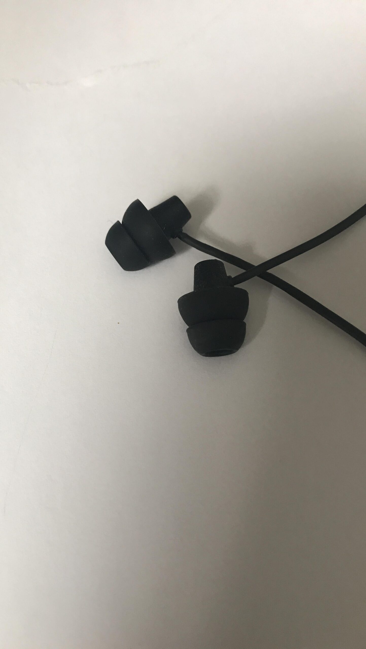 MAXROC Sleep Earplugs - Noise Isolating Ear Plugs Sleep Earbuds Headphones with Unique Total Soft Silicone Perfect for Insomnia, Side Sleeper, Snoring, Air Travel, Meditation & Relaxation (Black) customer photo 1