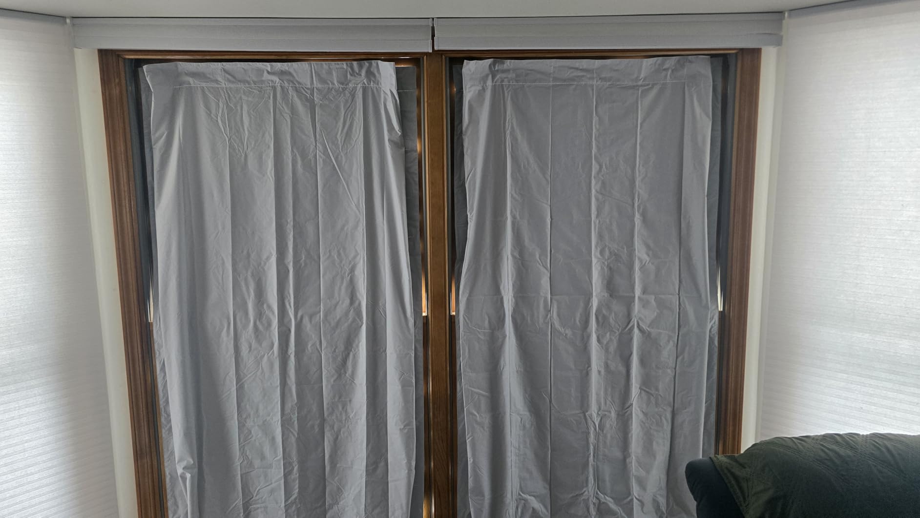 Amazon Basics Portable Blackout Curtain Shade with Suction Cups, 50