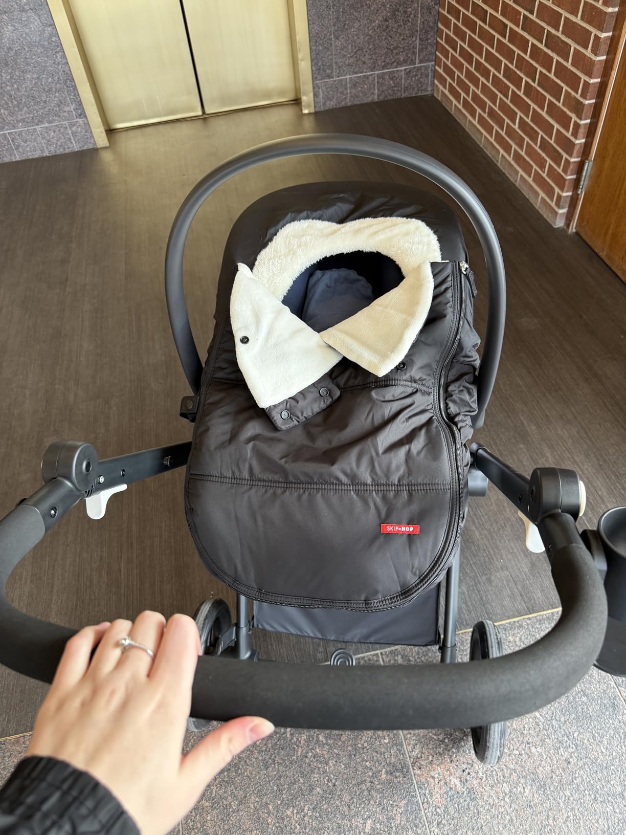 Skip Hop Winter Car Seat Cover, Stroll & Go, Grey Feather customer photo 1