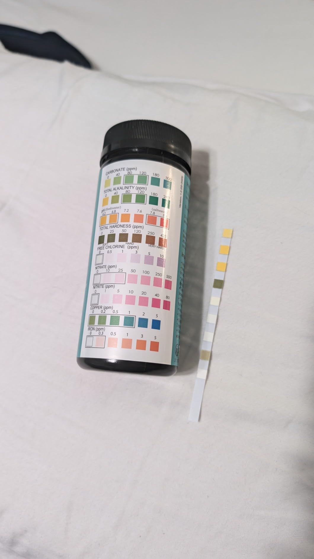 Aquarium Test Strips - 9-in-1 Aquarium Test Kit with eBook - Quick and Accurate Fish Tank Test Strips - 100 Test Strips by JNW Direct customer photo 1