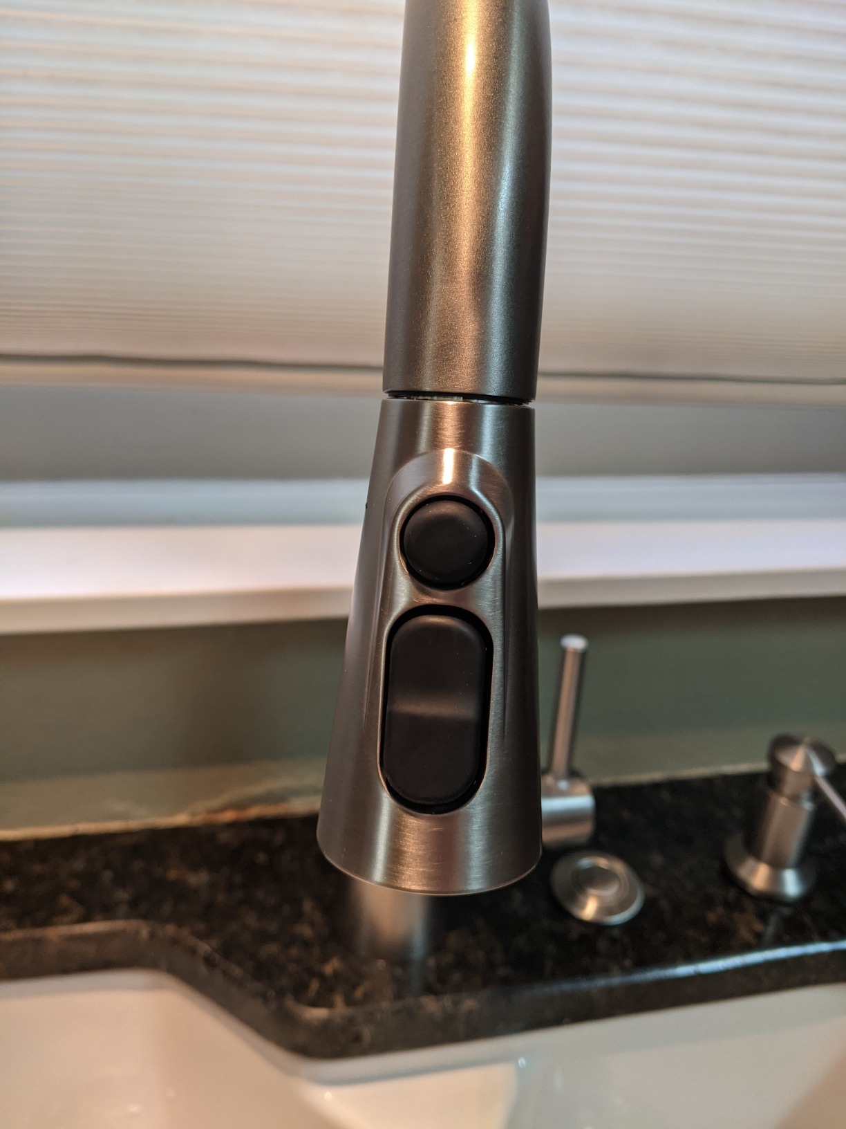 Moen Sleek Spot Resist Stainless One-Handle Pulldown Kitchen Faucet with PowerBoost Technology customer photo 1