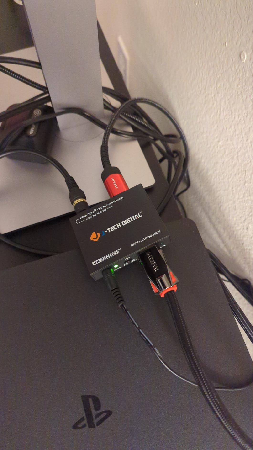 4K 60Hz HDMI Audio Extractor Converter SPDIF + 3.5MM Output Supports HDMI 2.0, HDCP 2.2, 1080P@120Hz, 1080P@144Hz, Dolby Digital/DTS Passthrough CEC, HDR10 by J-Tech Digital customer photo 2