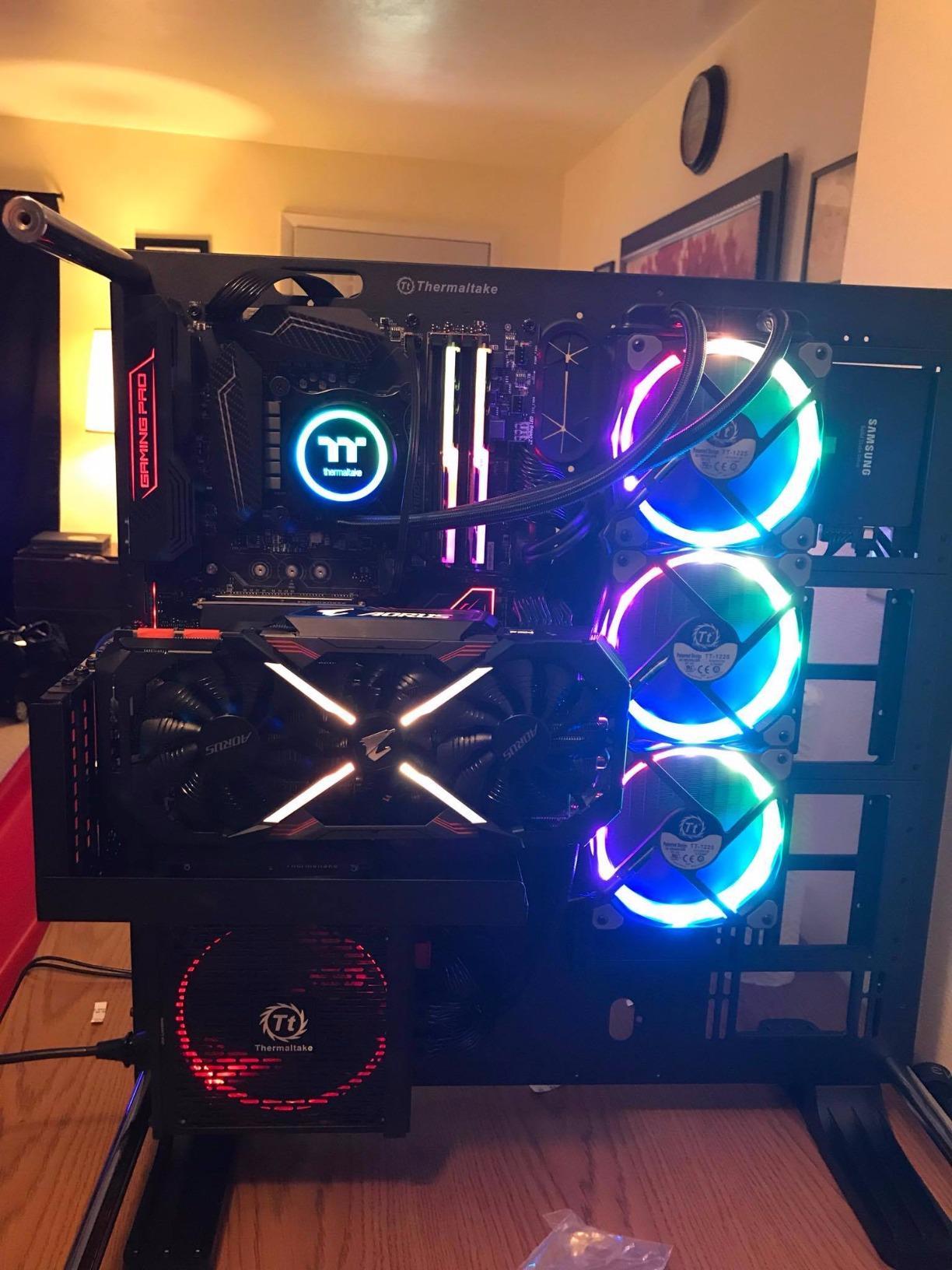 Thermaltake Floe 240mm, 16.8 Million Color Software Enabled (TT RGB Plus/Alexa/Razer Chroma), AMD (AM5/AM4)/Intel (LGA 2066/1200), AIO CPU Liquid Cooler CL-W157-PL12SW-A,Black customer photo 1
