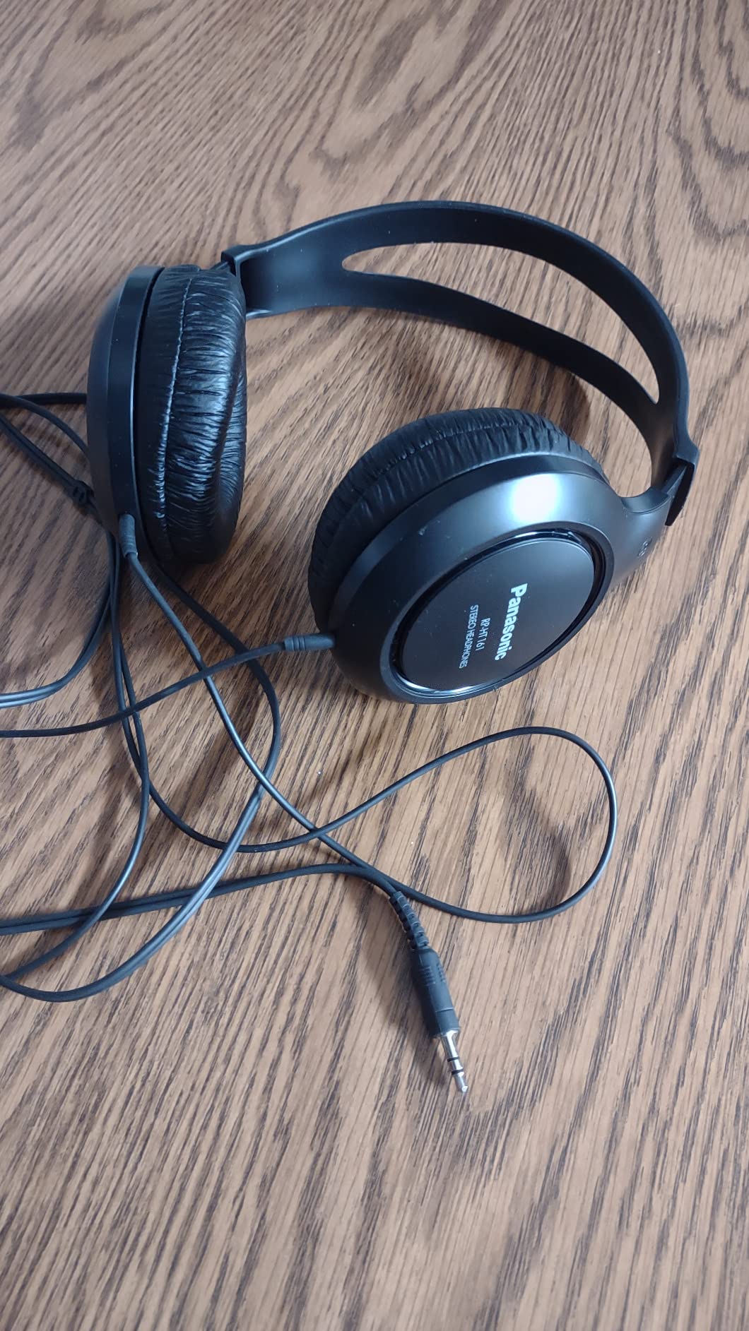 Panasonic Headphones, Lightweight Over the Ear Wired Headphones with Clear Sound and XBS for Extra Bass, Long Cord, 3.5mm Jack for Phones and Laptops - RP-HT161-K (Black) customer photo 2