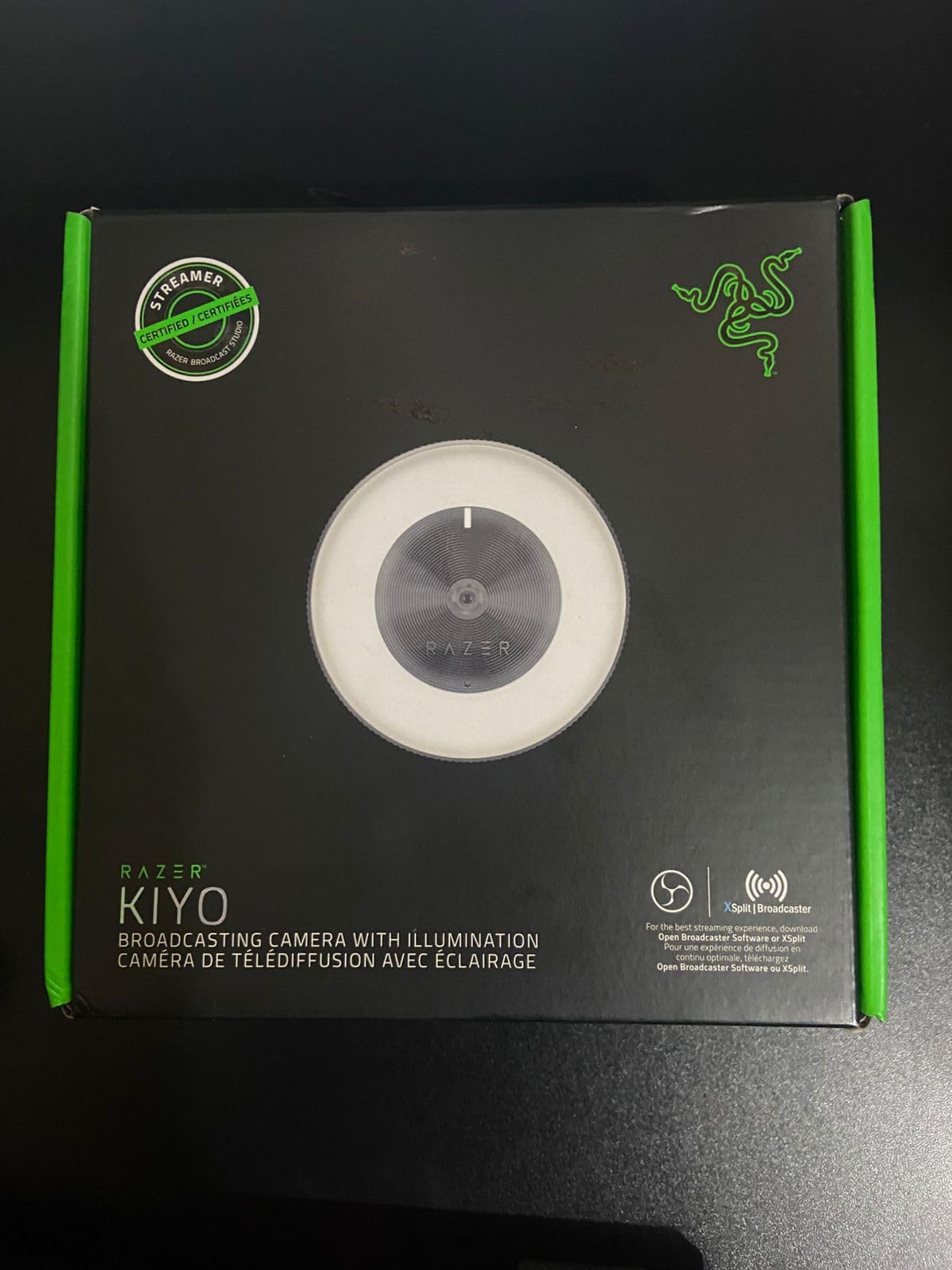 Razer Kiyo Streaming Webcam: 1080p 30 FPS / 720p 60 FPS - Ring Light w/Adjustable Brightness - Built-in Microphone - Advanced Autofocus customer photo 2