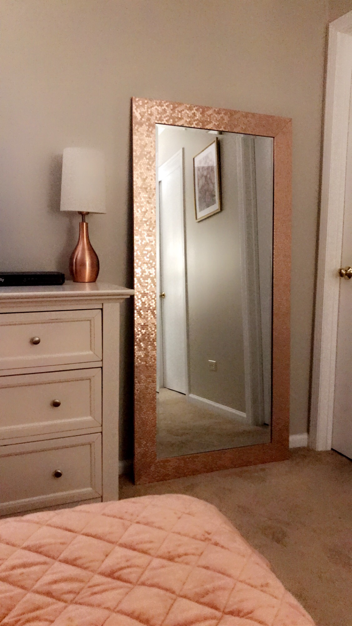 Simple Designs LT3303-RGD Tear Drop Table Lamp, Rose Gold customer photo 2