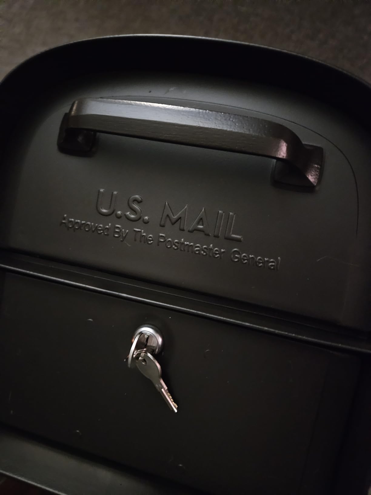 Architectural Mailboxes 6300B-10 Oasis 360 Locking Parcel Mailbox, Extra Large, Black customer photo 1