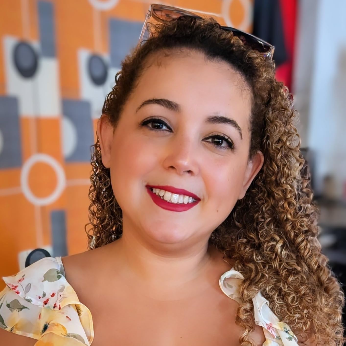 Ouidad Advanced Climate Control Styling Cream for Curly Hair - Featherlight Curl Cream for Hydrated, Shiny & Frizz-Free Definition, Flexible, Soft Hold For All Curl Types, Sulfate-Free customer photo 1