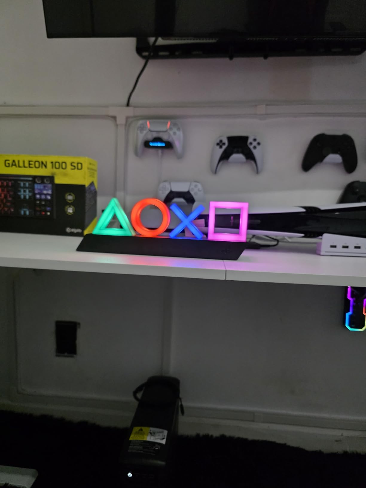 Paladone Playstation Controller Icons Light with 3 Light Modes - Sound Reactive, Dynamic Phasing, and Standard Mode - Gaming Desk Accessories and Game Room Decor customer photo 1