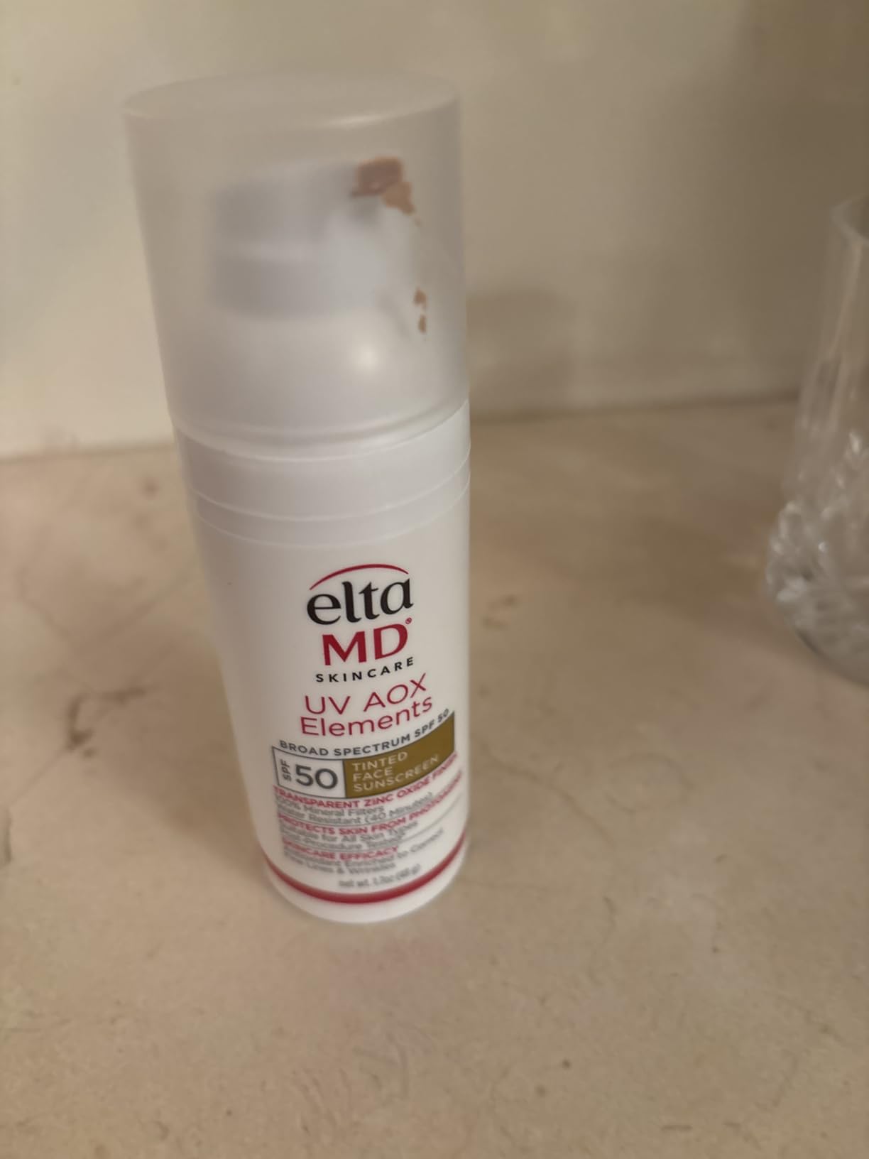 EltaMD UV AOX Elements Tinted Face Sunscreen, SPF 50, 100% Tinted Mineral Sunscreen for Sensitive Skin and Dry Skin with Antioxidants, 1.7 oz Pump customer photo 2