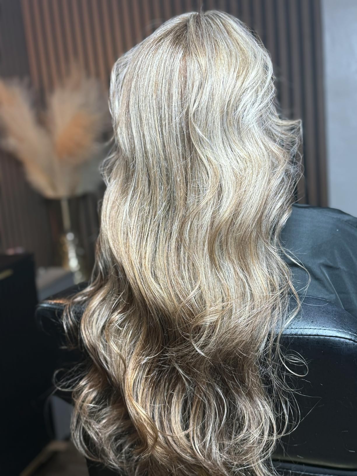 L'Oréal Professionnel Paris Metal Detox Shampoo - Sulfate-Free Anti-Breakage Shampoo For Damaged or Color-Treated Hair, Detoxifies, Prevents Damage & Prolongs Hair Color customer photo 1