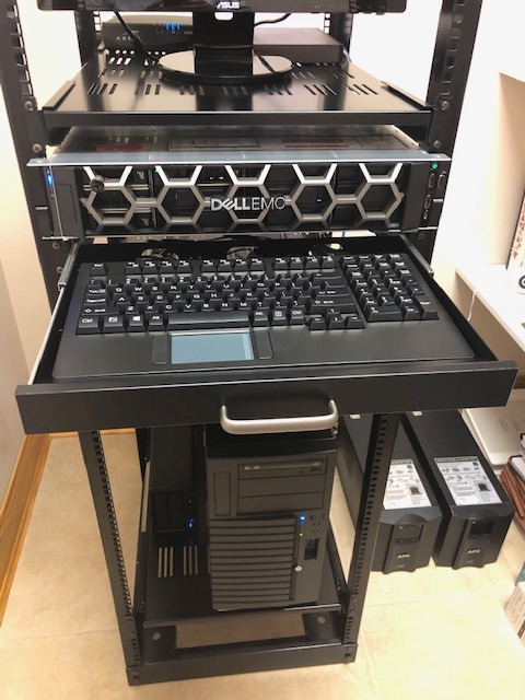 Adesso AKB-425UB-MRP 1U Rackmount Drawer with USB Touchpad Keyboard Which Designed for Server Rack or Cabinet,19 x 1.75 Inch customer photo 1