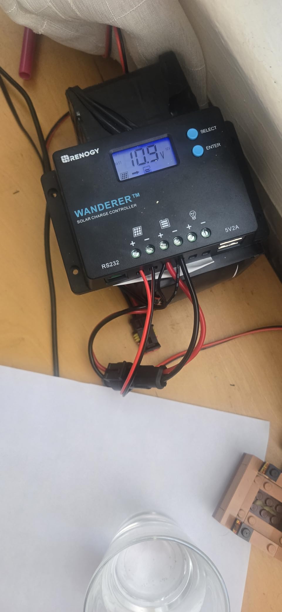 Renogy Wanderer Li 30A 12V PWM Negative Ground Solar Charge Controller w/ Temp Sensor Function Fit for Lithium, Sealed, Gel, and Flooded Batteries customer photo 2