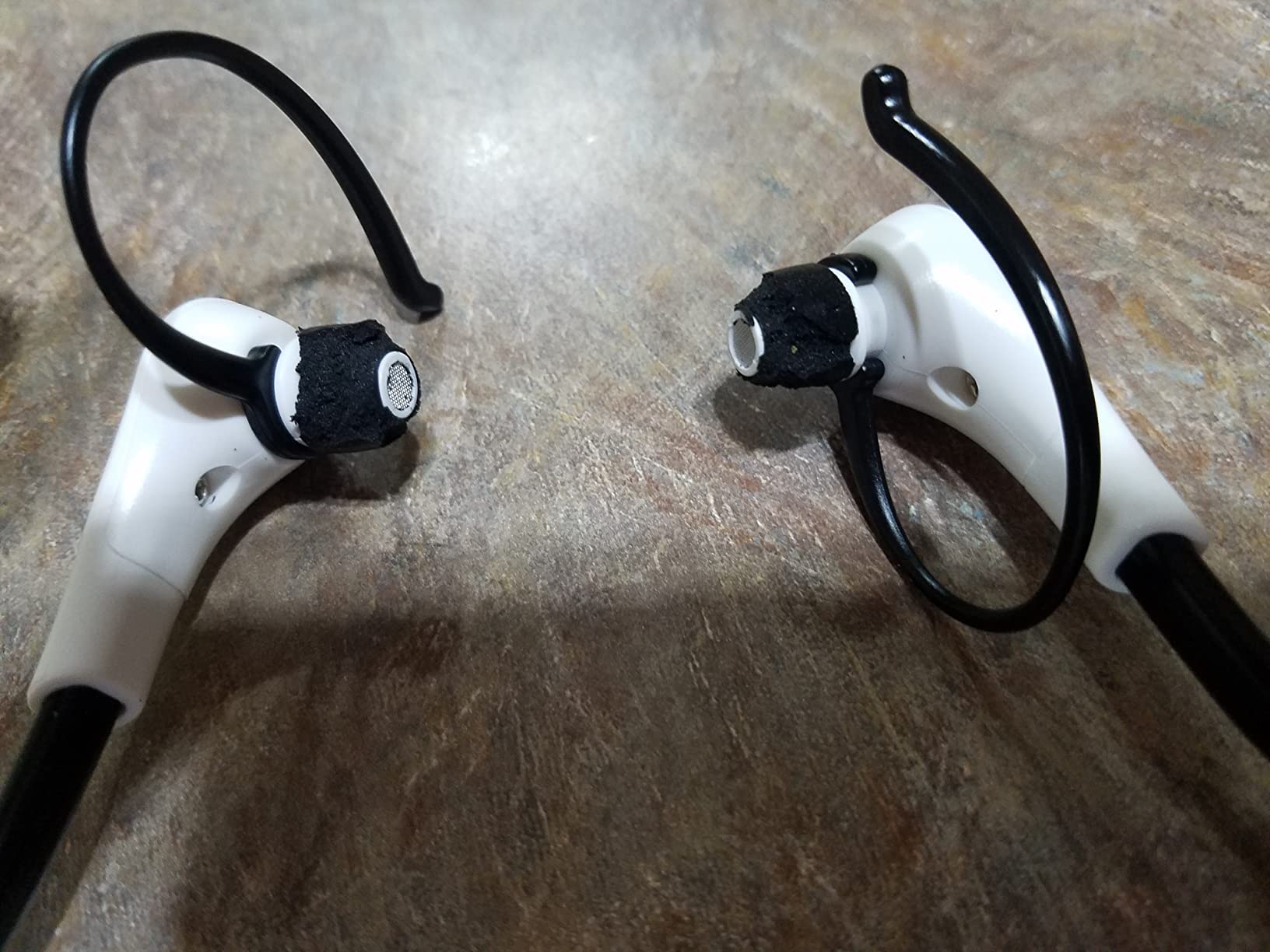 SIMOLIO Dual Wireless Headphones for TV Watching with Spare Battery for Seniors and The Elderly, Tone and Balance Control, Ambient Sound Listener, 164 ft Work Range, No Audio Delay, SM-824D2 customer photo 1