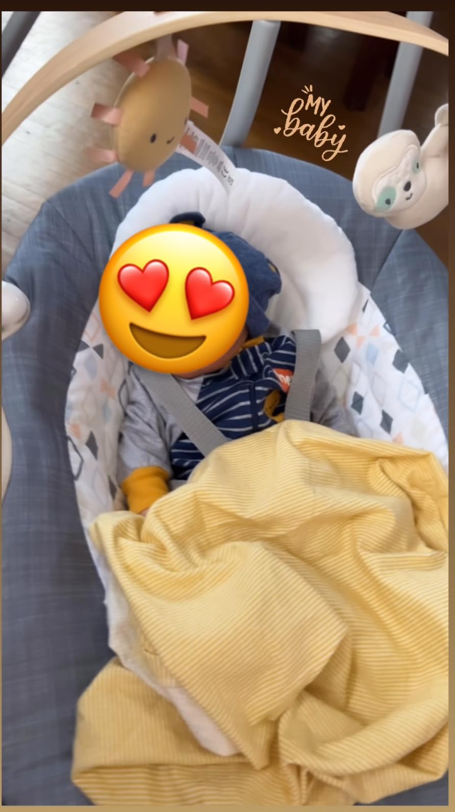 Ingenuity SimpleComfort Lightweight Compact 6-Speed Multi-Direction Baby Swing, Vibrations & Nature Sounds, 0-9 Months 6-20 lbs (Pink Cassidy) customer photo 1