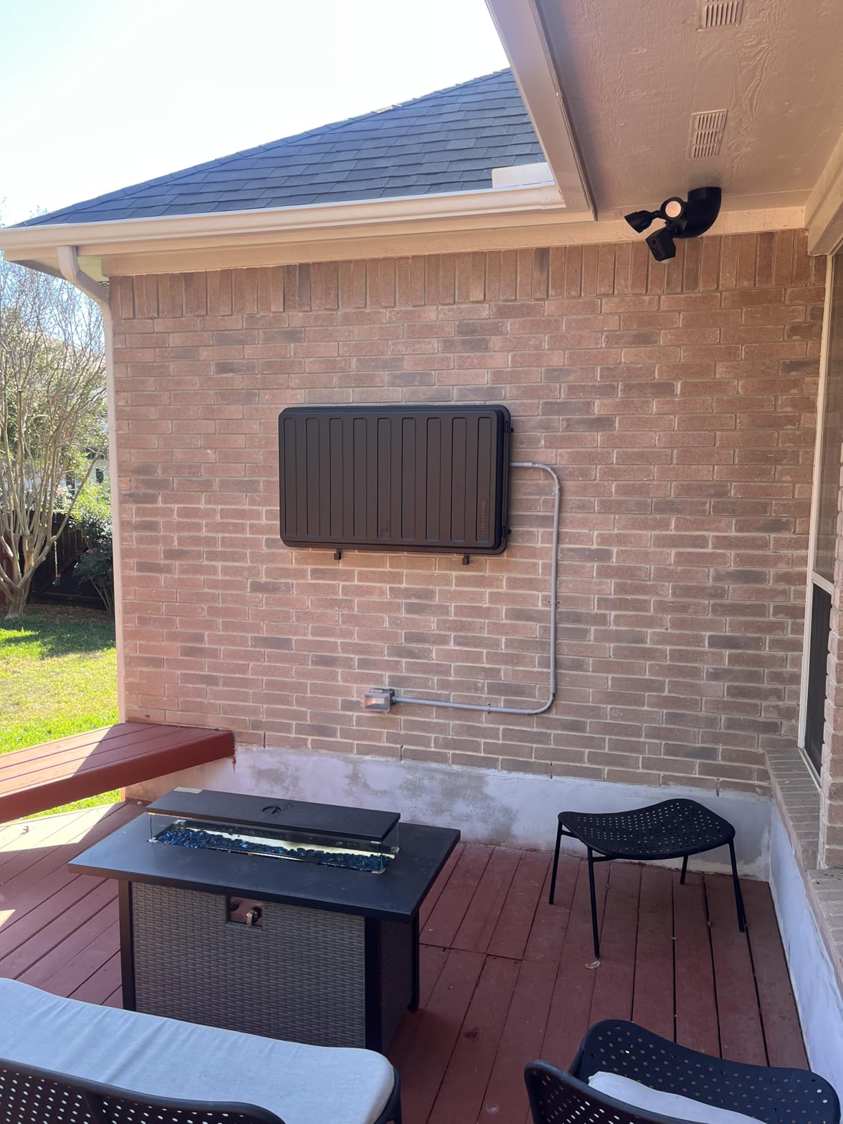 Outdoor TV Hard Cover Weatherproof Protection for Television - Mounts Right on The Wall - TV Wall Mounting Bracket Included (45-55 inch), Black customer photo 2