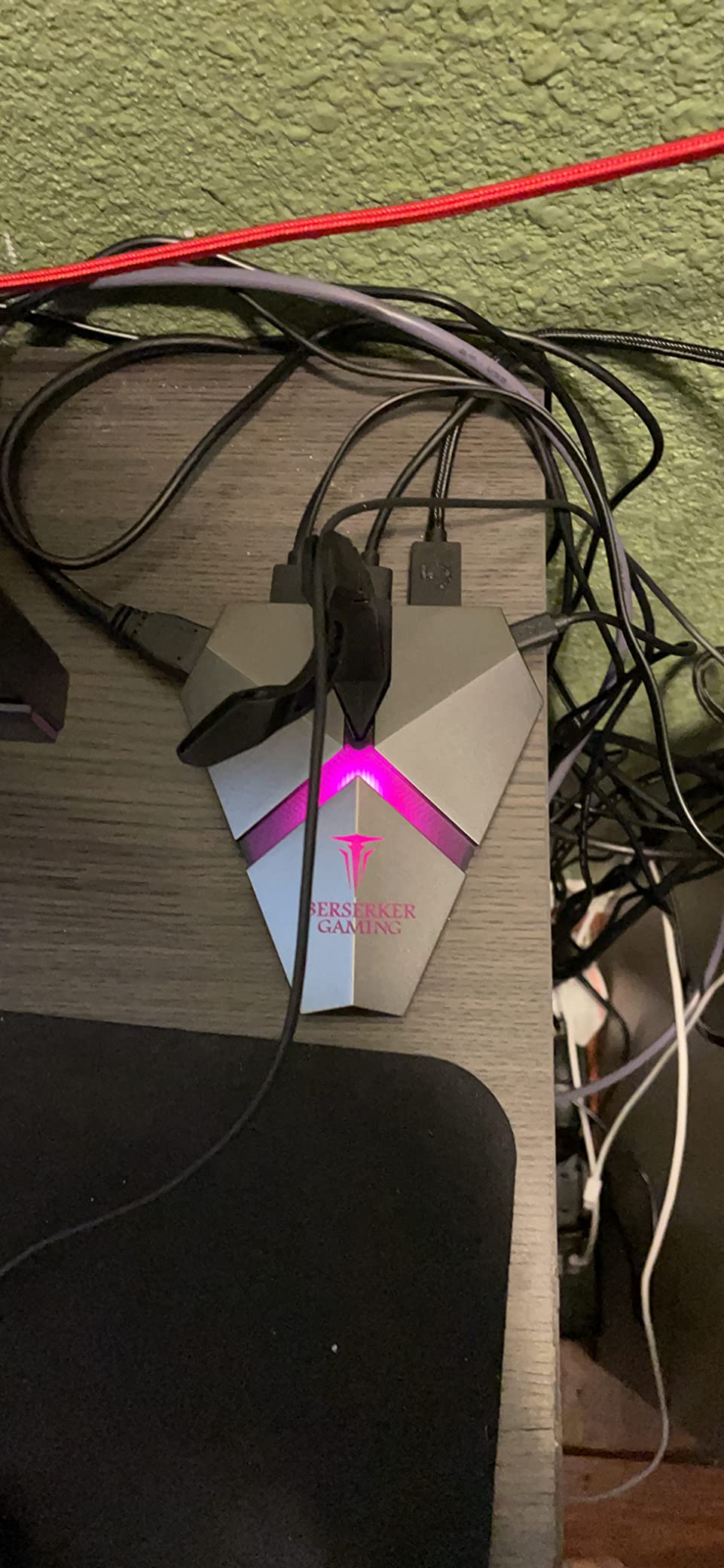 LOKI Gaming Mouse Bungee Stand - RGB LED Lights - 4 Port USB 3.0 Hub with Active Power - Micro SD Card Reader Slot customer photo 1