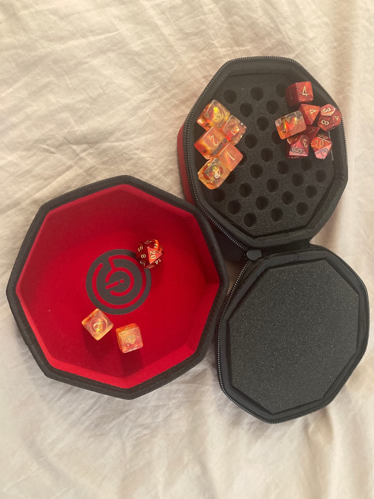 GEEKON Protective Padded Dice Case & Integrated Felt Dice Tray for Board Games, Tabletop Games and RPGs - Holds & Protects Over 75 Dice! Perfect for Game Night! (Gray) customer photo 1