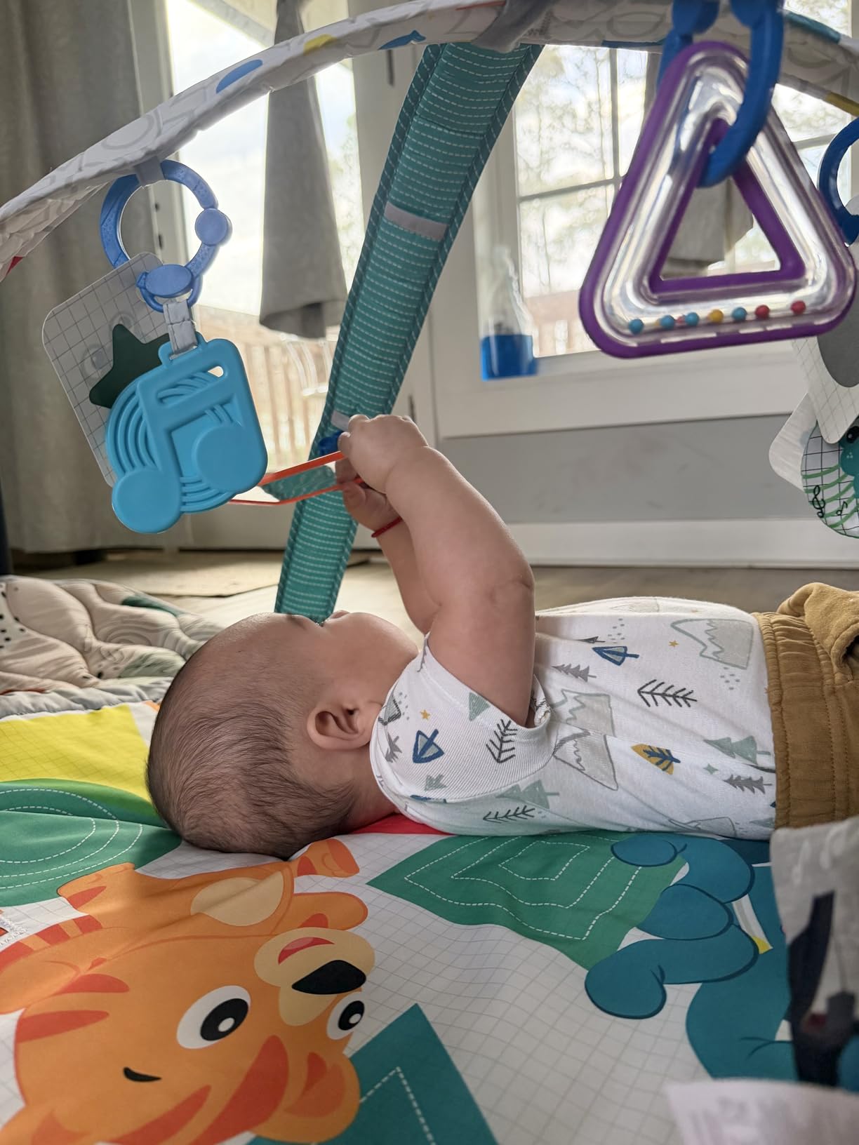 Baby Einstein 4-in-1 Kickin' Tunes Music and Language Play Gym and Piano Tummy Time Activity Mat customer photo 4