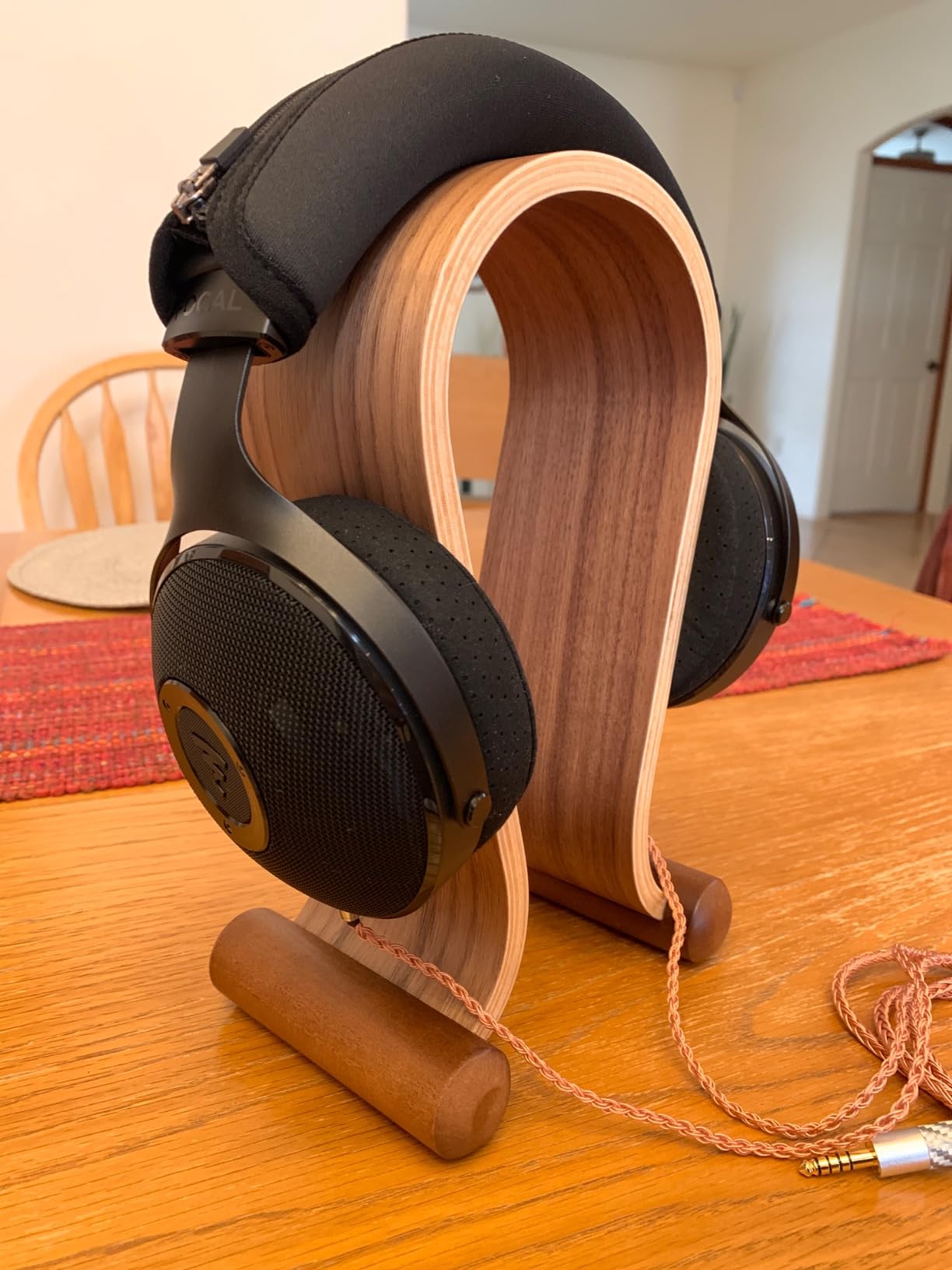 SAMDI Wood Headphone Stand Headset Stand Headphone Holder Universal Gaming Headset Holder - Oak Wood customer photo 1