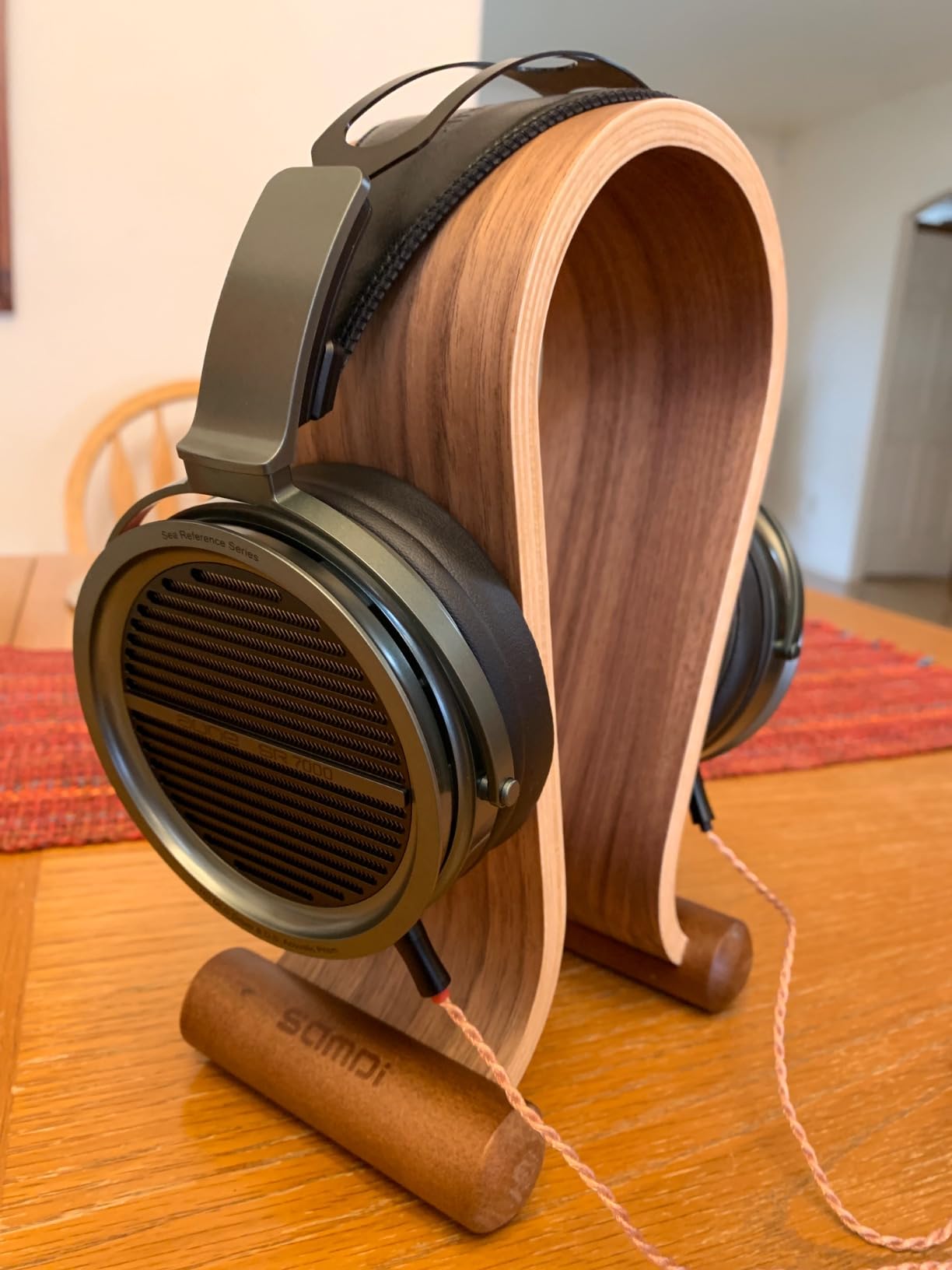 SAMDI Wood Headphone Stand Headset Stand Headphone Holder Universal Gaming Headset Holder - Oak Wood customer photo 2