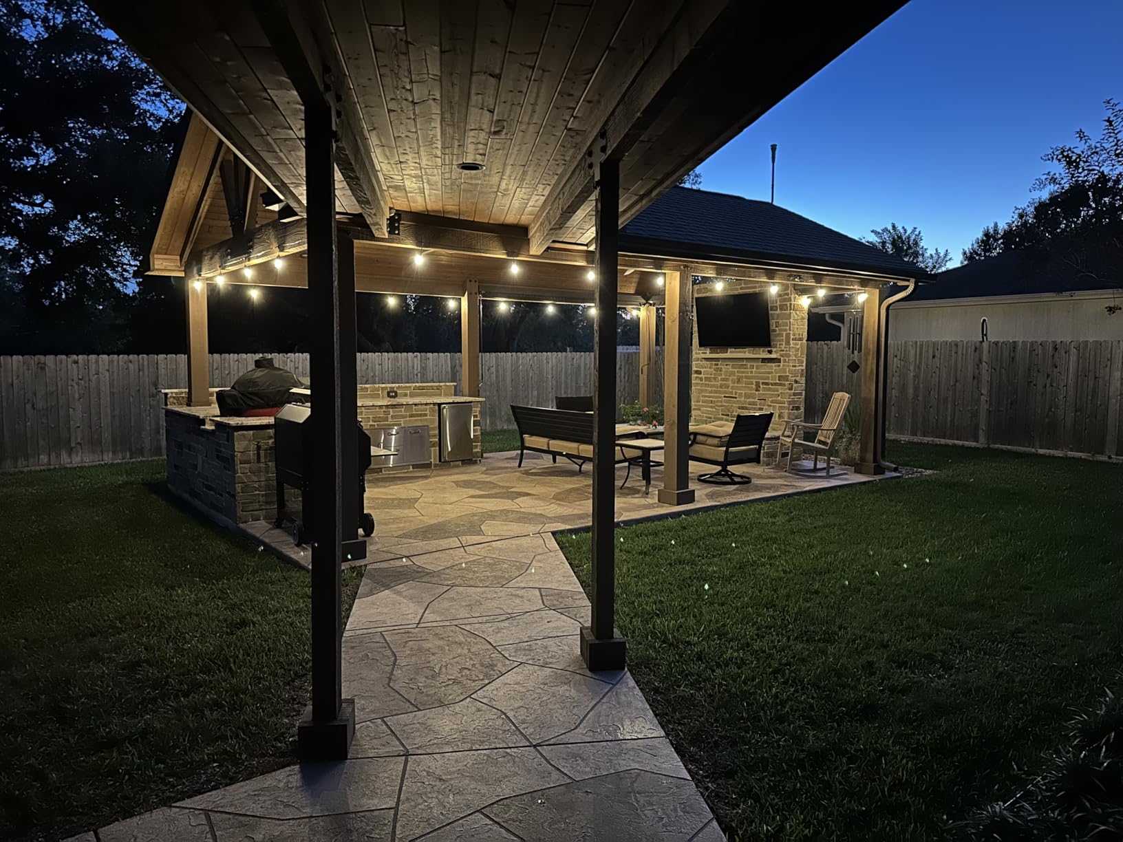 addlon LED Outdoor String LED Shatterproof Bulbs and Commercial Grade Weatherproof Strand - ETL Listed Decorative Lights for Patio Garden customer photo 2