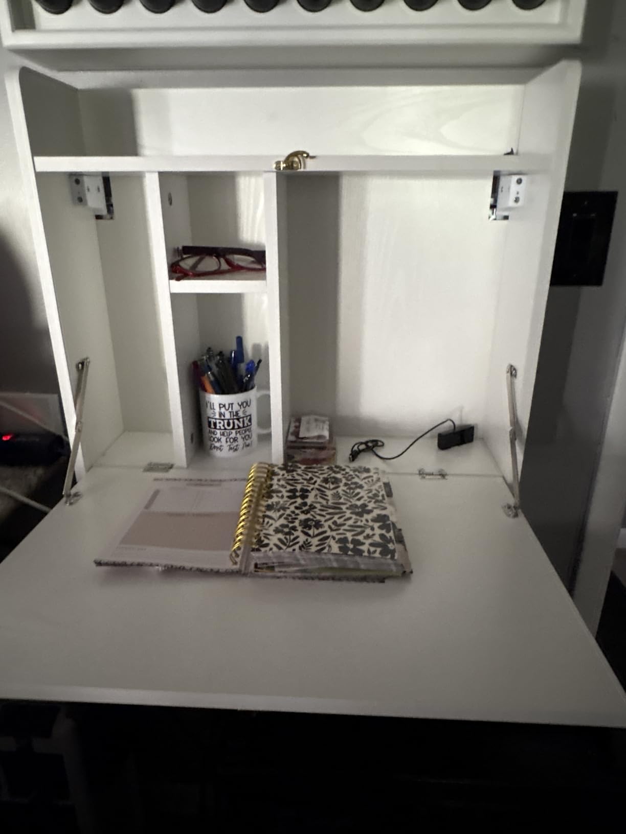 YUSING Wall Mounted Table, Multifunctional Fold Down Wall Mounted Laptop Computer Desk with Storage Compartments for Home, Office, White customer photo 1