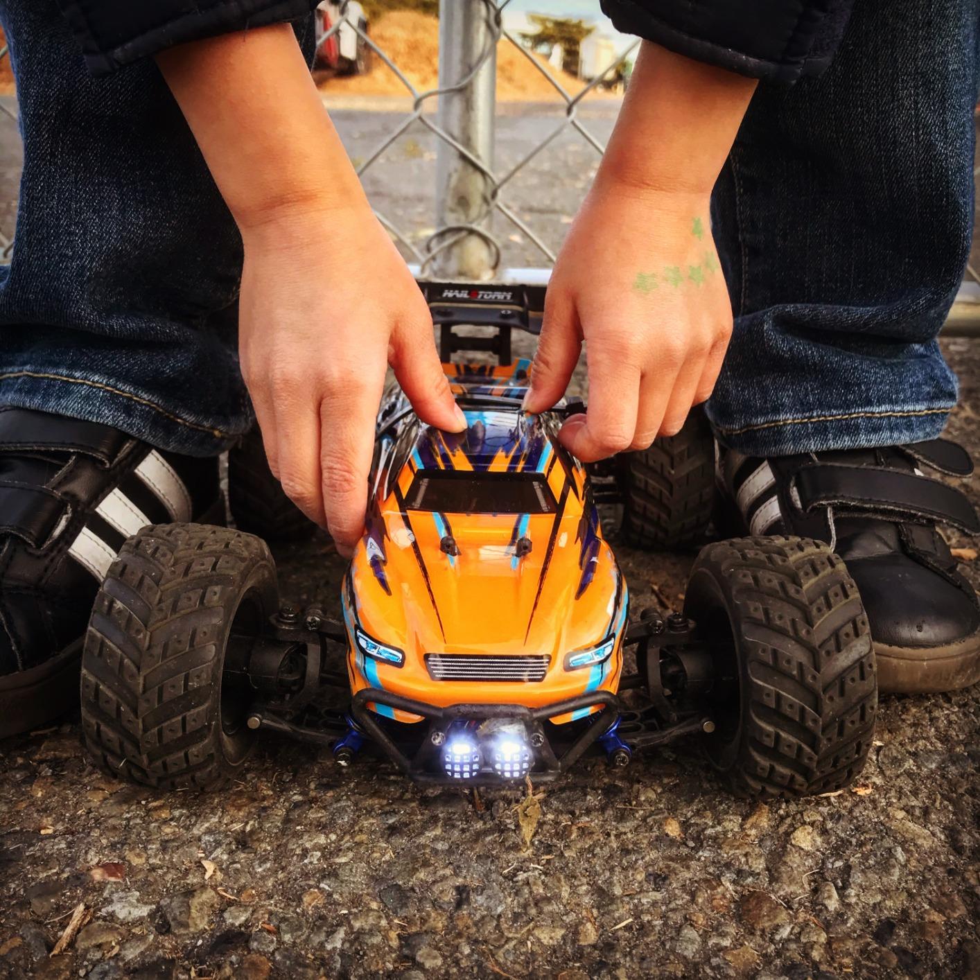 HAIBOXING 1:18 Scale RC Car, All Terrain Remote Control Truck 4WD 36KM/H High Speed Hobby Grade Electric RC Car for Adults and Kids with Two Batteries, Waterproof Off-Road RC Buggy RC Vehicle customer photo 1