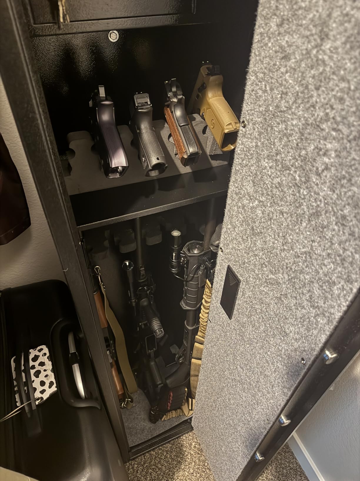 Large Rifle Safe, Long Gun Safe for Rifle Shotgun for Home, Quick Access 5-6 Gun Storage Cabinet with a Handgun Lock Box and a Removable Shelf, Silent Mode (PIN Code Version) customer photo 2