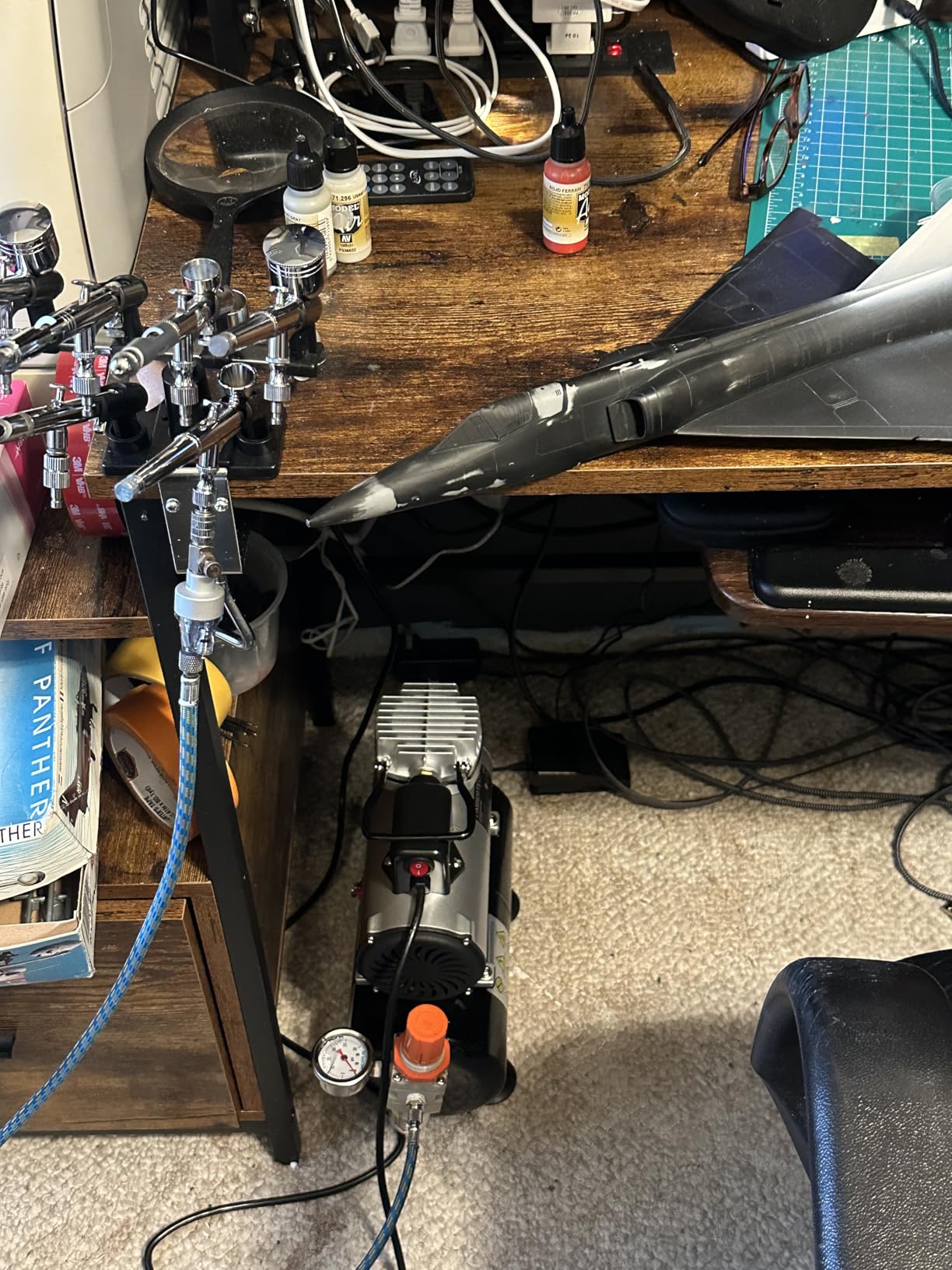 Timbertech Upgraded Airbrush Single-Piston Oil-free Mini Compressor ABPST08 with Cooling Fan, 3L Tank, Regulator, Moisture trap for Hobby, Body Tattoo, Model Painting customer photo 2