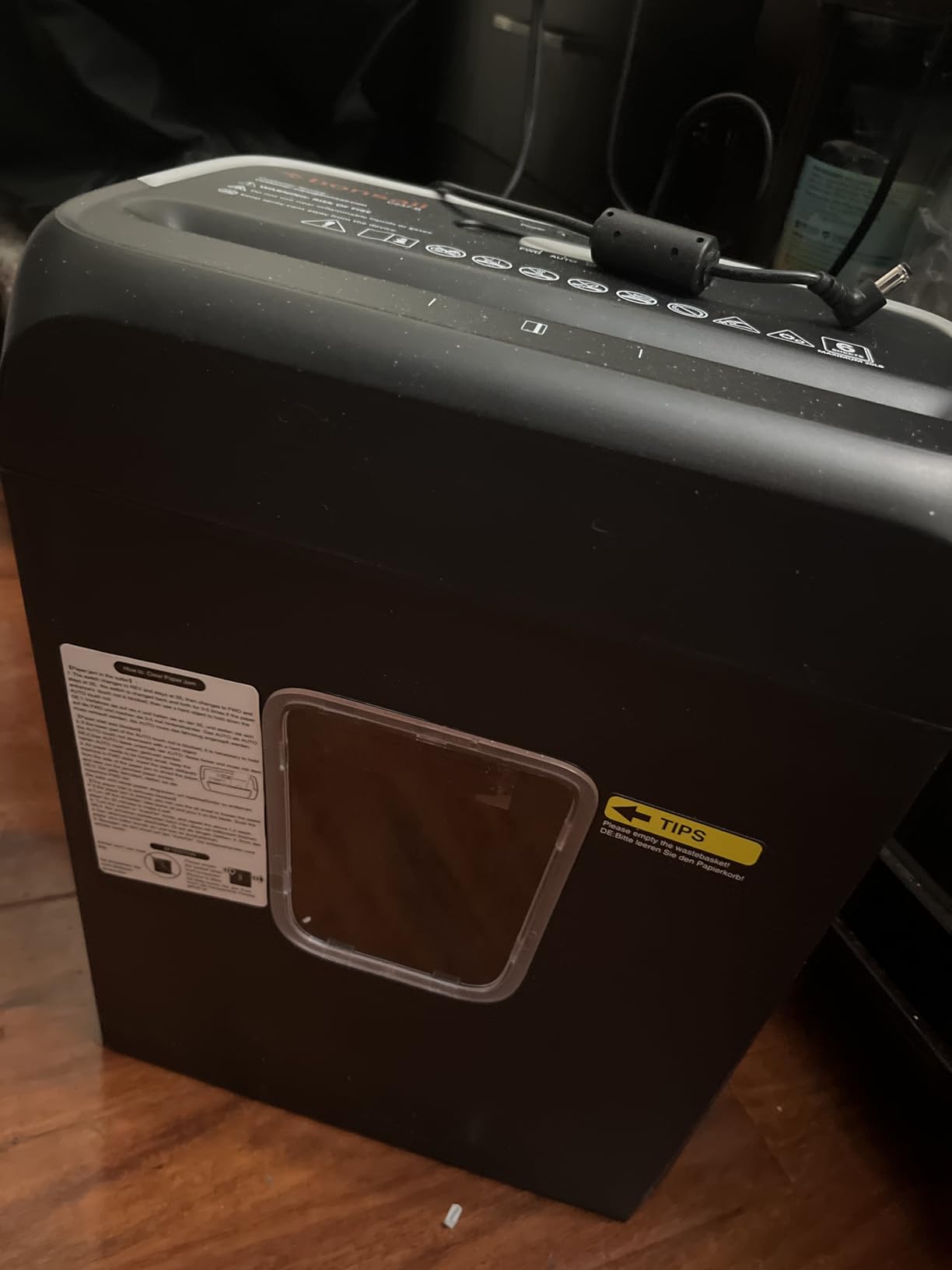 Bonsaii 6-Sheet Micro-Cut Paper Shredder, P-4 High-Security for Home & Small Office Use, Shreds Credit Cards/Staples/Clips, 3.4 Gallons Transparent Window Wastebasket, Black (C234-A) customer photo 1