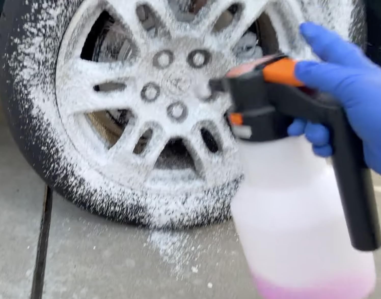 Adam's Polishes Wheel & Tire Cleaner 16oz - Professional All in One Car Wash Wheel Well Cleaning Spray for Car Detailing customer photo 1