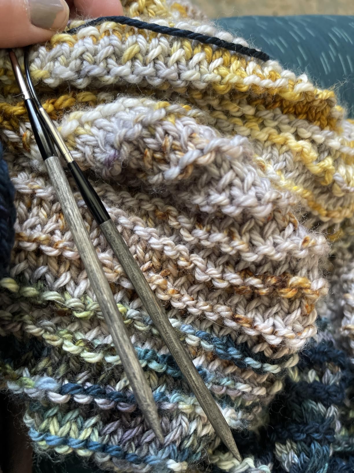 Lykke Driftwood 5 in. Complete Set US 4, 5, 6, 7, 8, 9, 10, 10.5, 11, 13, 15, 17 Interchangeable Circ. Knitting Needles for DK, Worsted, Super Chunky Yarn, Birch, 5 Cords, Grey DM Case, Project Bag customer photo 2