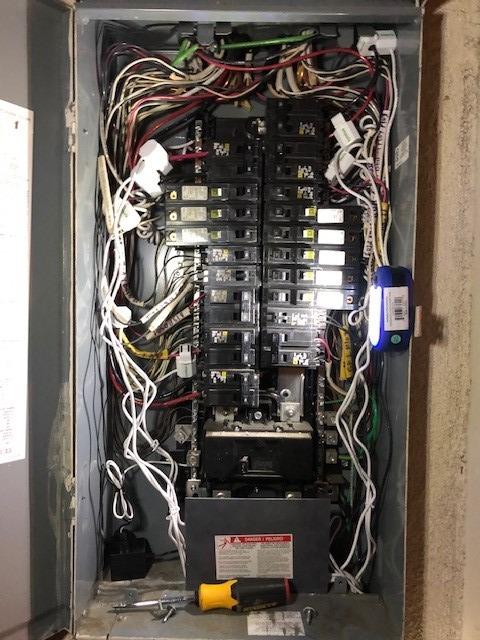 Emporia Vue Energy Monitor with Expansion Module | Real Time 24/7 Smart Home Electricity Monitor/Meter with 8 Sensors | Solar / Net Metering | Track Circuits Without the Guesswork | 3-Phase Option customer photo 2