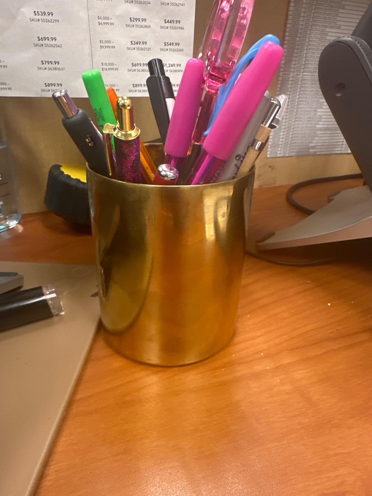 Juvale Desk Organizer Pen & Pencil Holder - 3.2 x 3.9 in, Gold Stainless Steel - Desk Supply Organizer with Gold Pen Cup, Makeup Brush Cup & Vanity Brush Holder customer photo 1