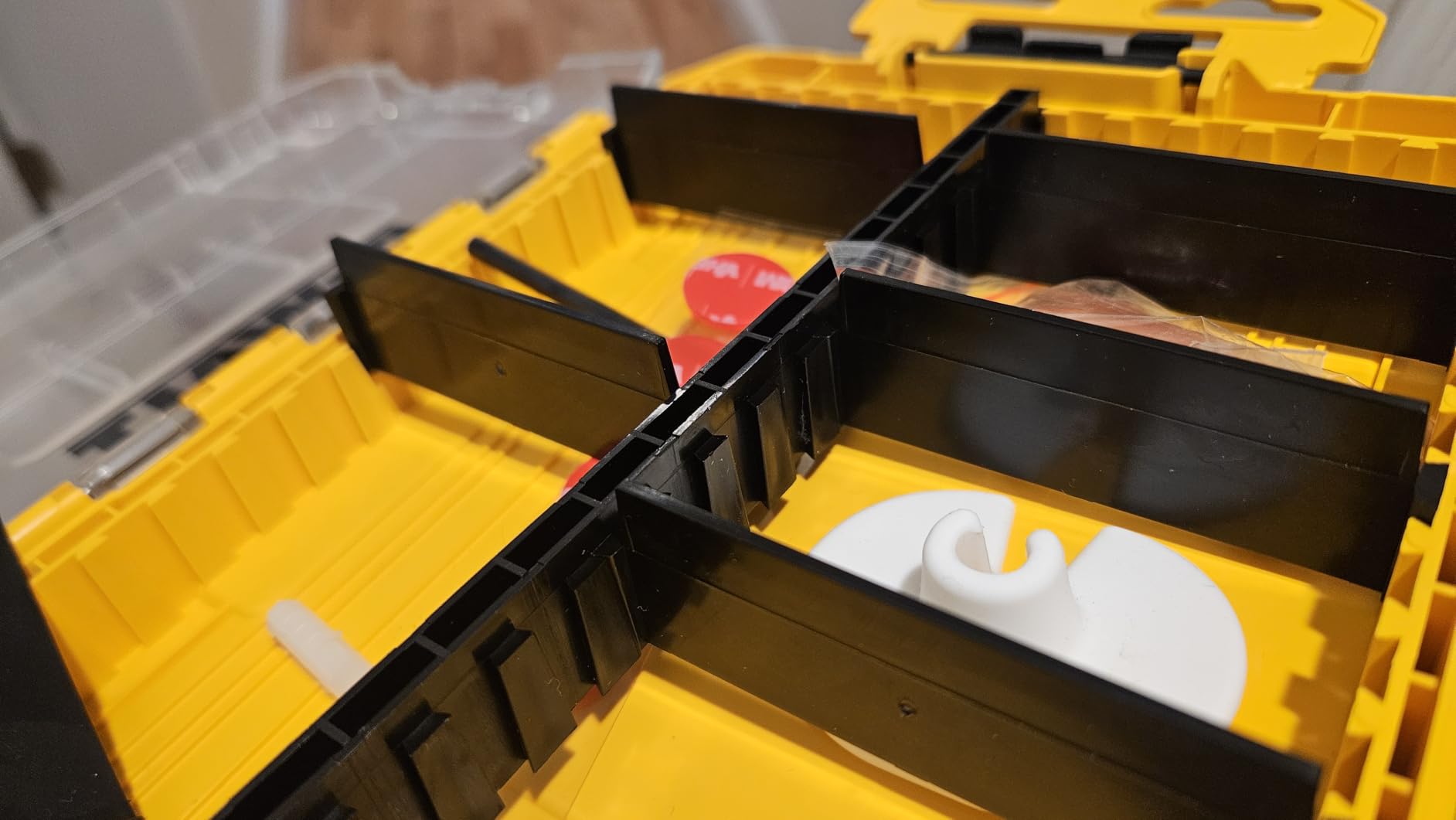 DEWALT Tool Box, Medium 8-Compartments Small Parts Organizer, Portable Tough Case Screw Organizer Toolbox with Customazible Dividers (DWAN2190) customer photo 2