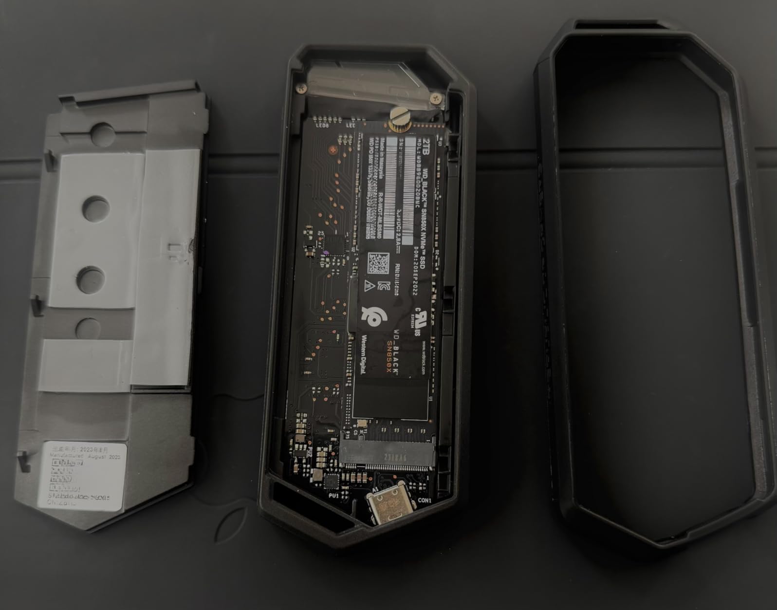 ASUS ROG STRIX Arion Aluminum Alloy M.2 NVMe SSD External Portable Enclosure Case Adapter, USB 3.2 Gen 2 Type-C (10 Gbps), USB-C to C and USB-C to A Cables, Fits PCIe 2280/2260/2242/2230 M Key/B+M Key customer photo 1
