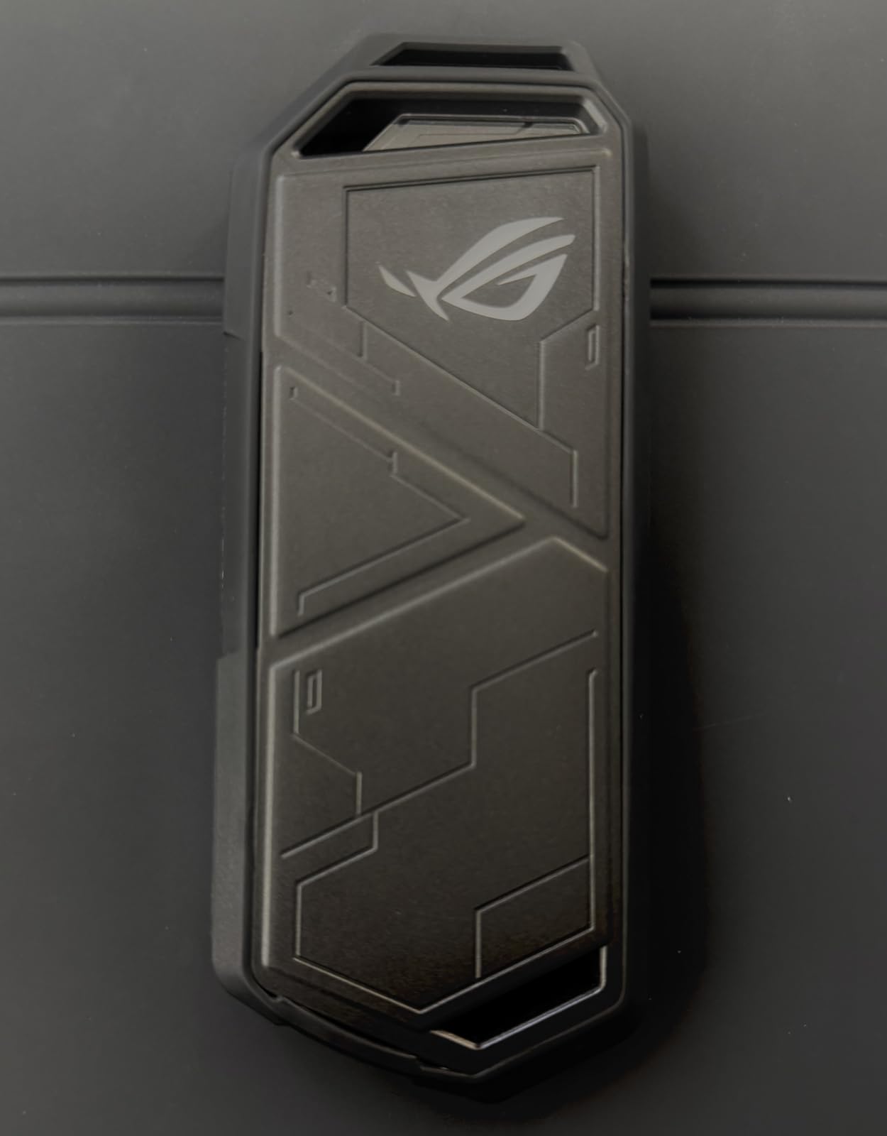 ASUS ROG STRIX Arion Aluminum Alloy M.2 NVMe SSD External Portable Enclosure Case Adapter, USB 3.2 Gen 2 Type-C (10 Gbps), USB-C to C and USB-C to A Cables, Fits PCIe 2280/2260/2242/2230 M Key/B+M Key customer photo 2