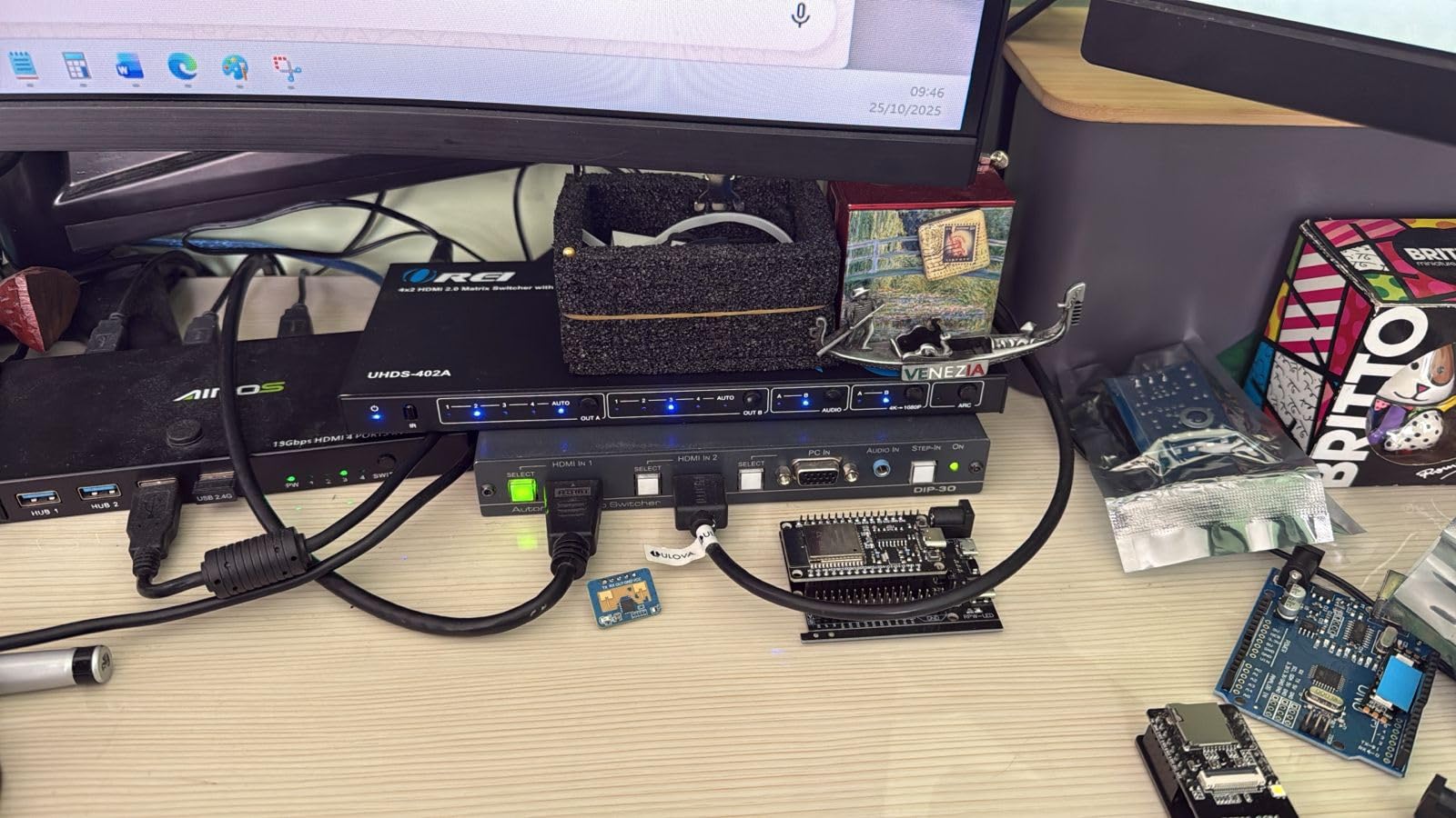 OREI 4K@60Hz 4x2 HDMI 2.0 Matrix with Audio Extraction, HDCP 2.2, HDR (Dolby Vision / HDR10+ / HLG), ARC, EDID Management, 4K-to-1080p Downscaling, Optical & Analog Audio Out customer photo 1