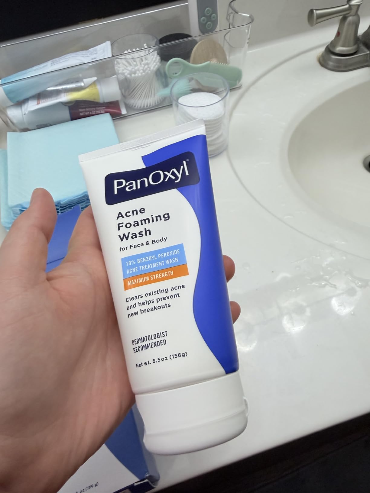 PanOxyl 10% Benzoyl Peroxide Acne Foaming Wash, Maximum Strength, Daily Acne-Fighting Face and Body Cleanser, Face Wash to Clear, Treat and Prevent Acne Pimples and Stubborn Breakouts, 5.5 Oz Tube customer photo 2