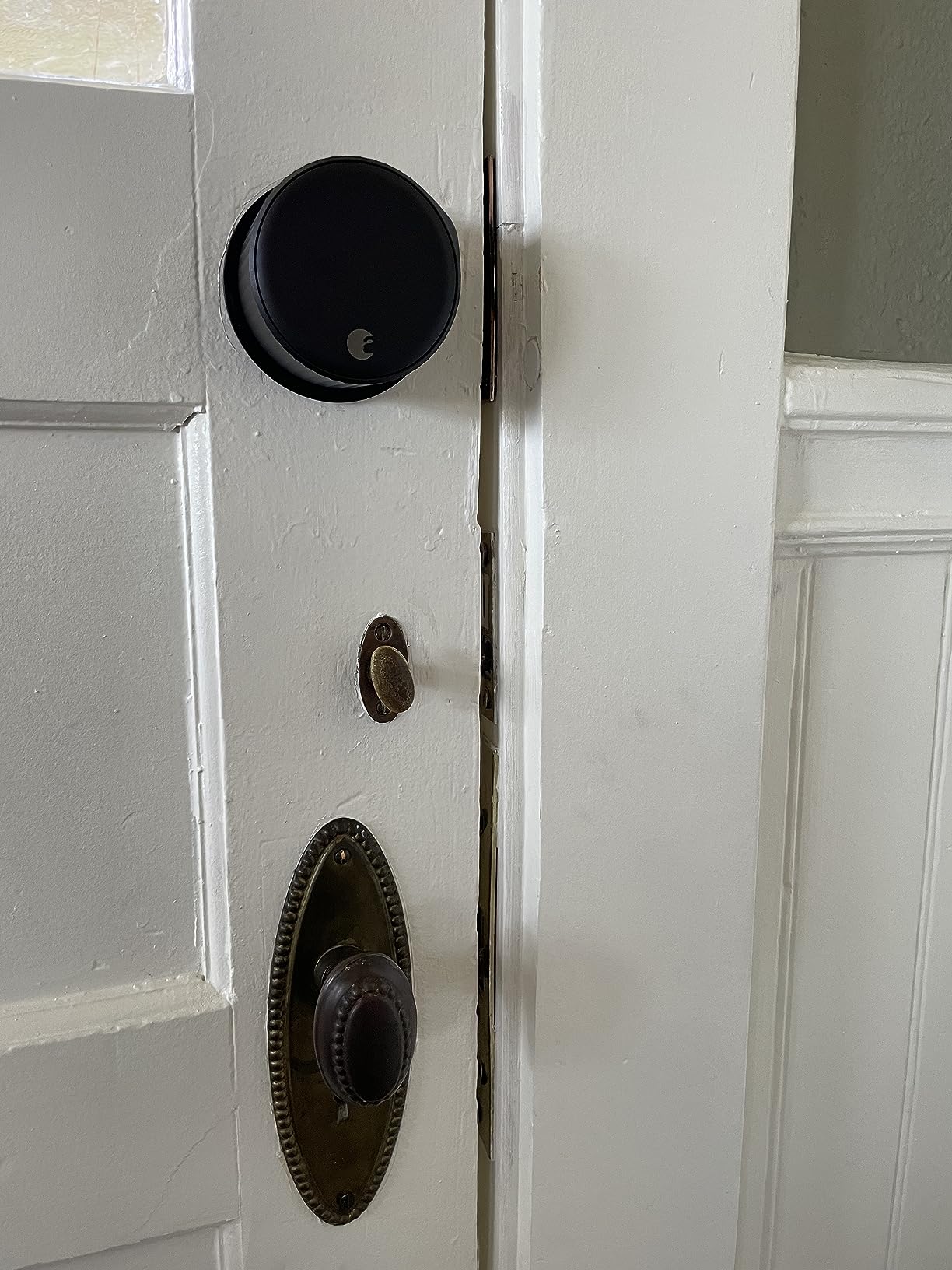 August Home, Silver Wi-Fi Connected Smart Keyless Entry Door Lock, Electronic Door Lock Fits Your Existing Deadbolt in Minutes, AUG-SL05-M01-S01 customer photo 1