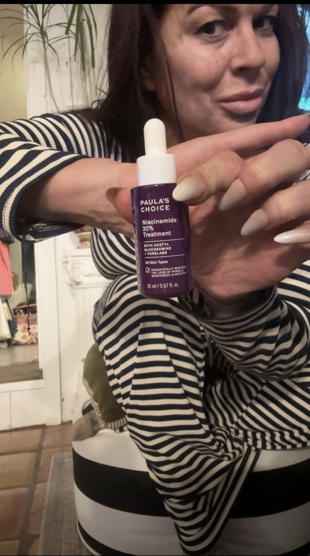 Paula's Choice CLINICAL 20% Niacinamide Vitamin B3 Concentrated Face Serum, Anti-Aging Serum for Face, Treatment for Discoloration & Minimizing Large Pores, Fragrance-Free, 0.67oz customer photo 1