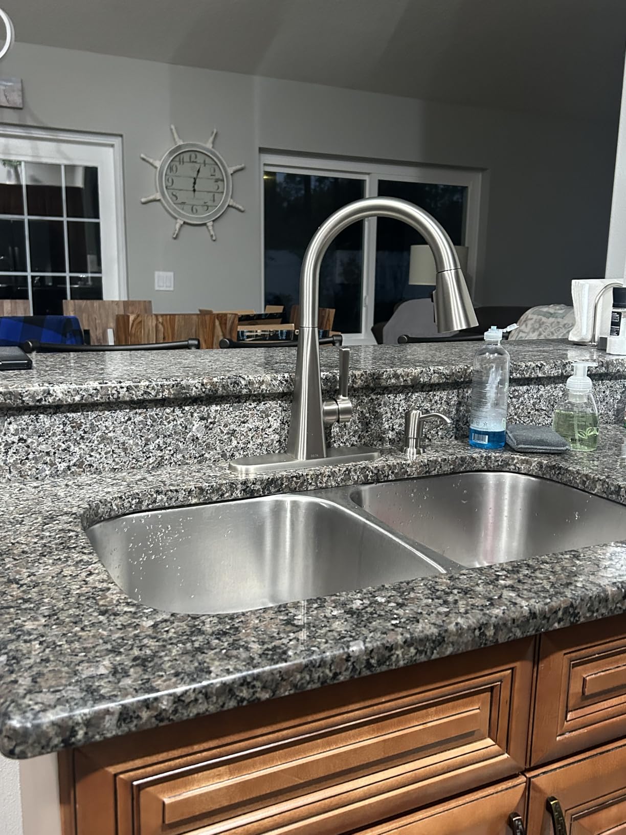 Delta Lenta Brushed Nickel Kitchen Faucet with Pull Down Sprayer, SpotShield Stainless customer photo 2