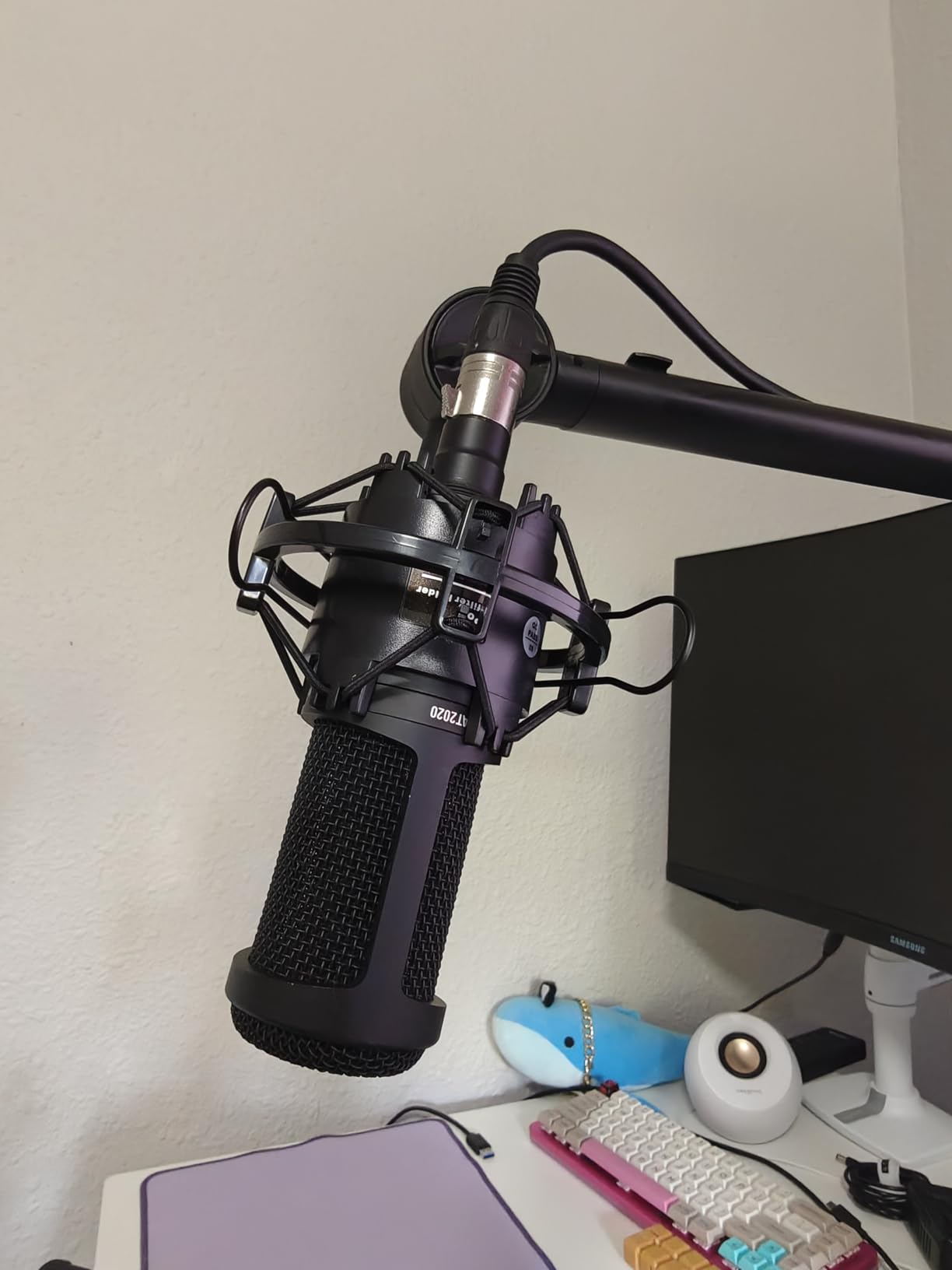 SUNMON AT2020 Shock Mount, Shock Mount Stand Reduces Vibration Noise for Audio Technica AT2020 AT2035 AT4040 AT2020USB ATR2500x Condenser Micphone customer photo 1