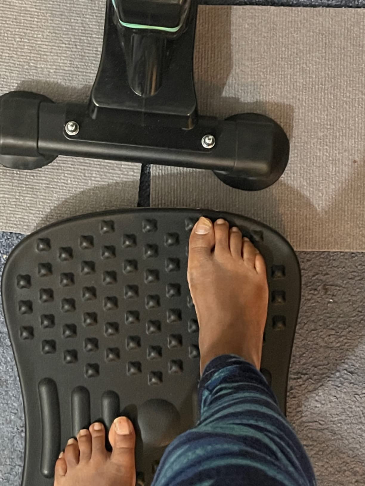 Seville Classics airLIFT Premium Anti Fatigue Wooden Balance Wobble Board Mat w/Massage Points customer photo 2