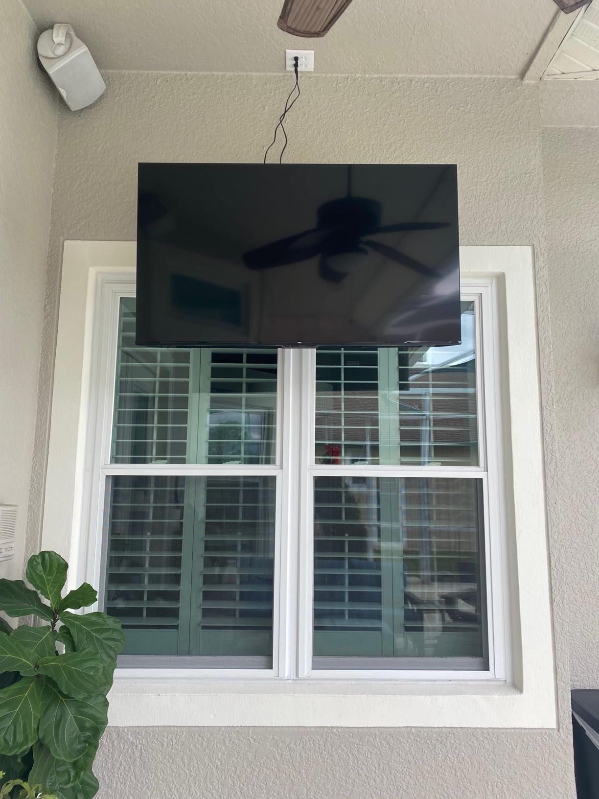 VIVO Motorized TV Wall Mount for 37 to 70 inch Screens up to 77 lbs customer photo 2