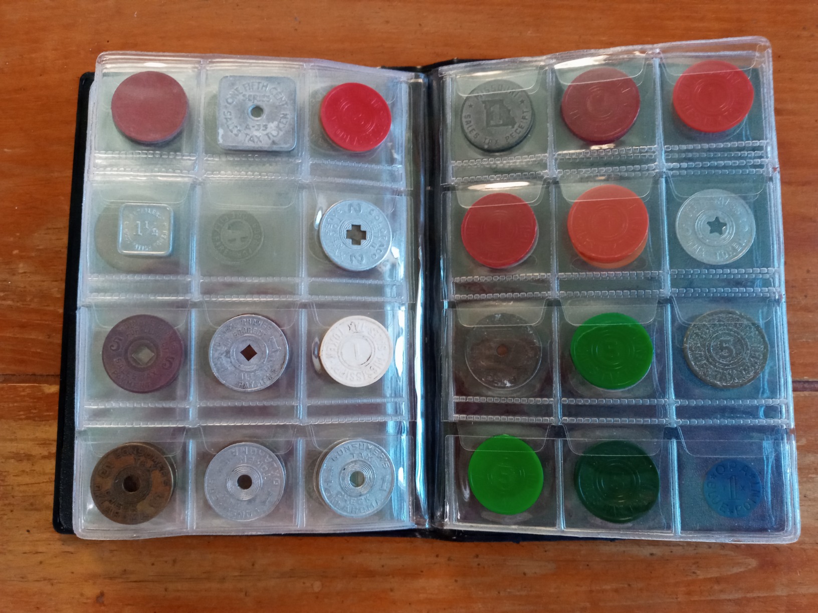 OSOPOLA Coin Storage Album - 120 Pockets Coin Collecting Holder for Collectors Black CS3912 customer photo 2