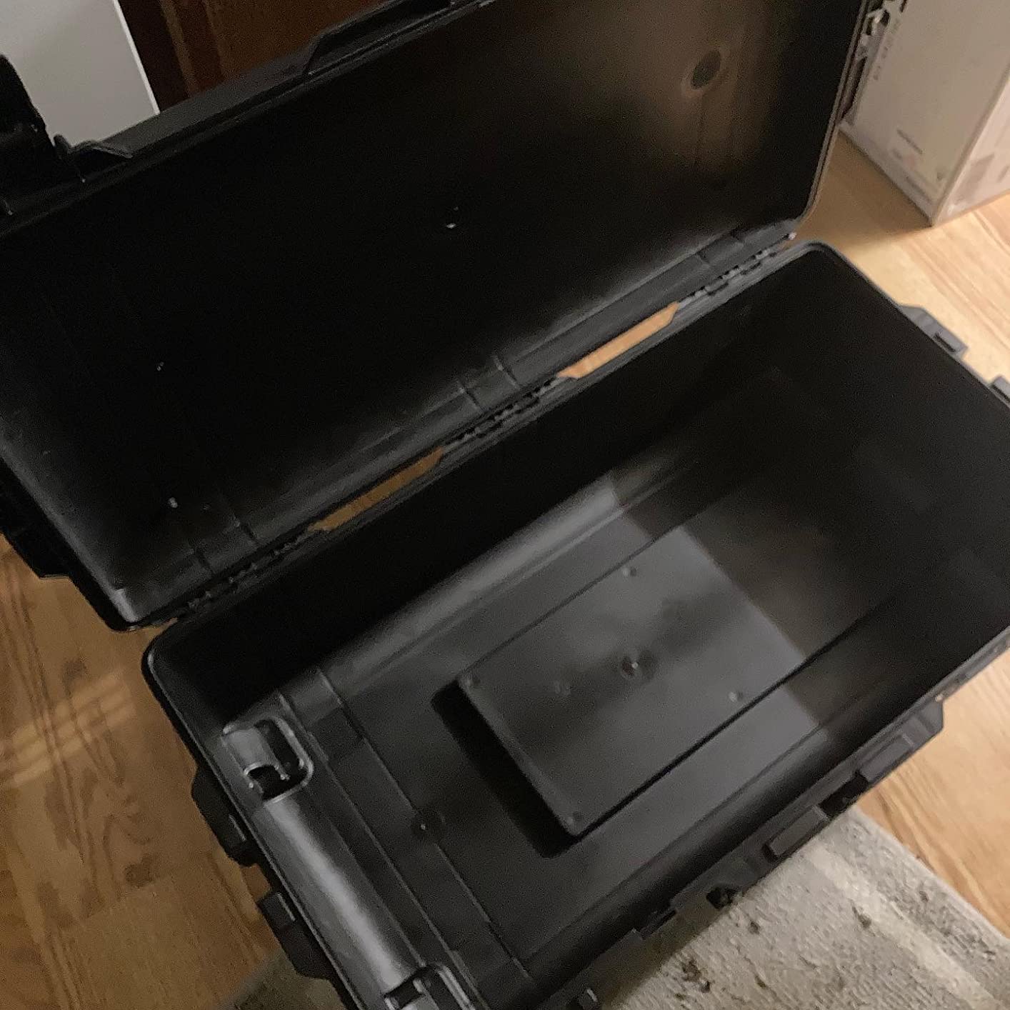 Pelican Air 1615 Case No Foam - Black customer photo 2