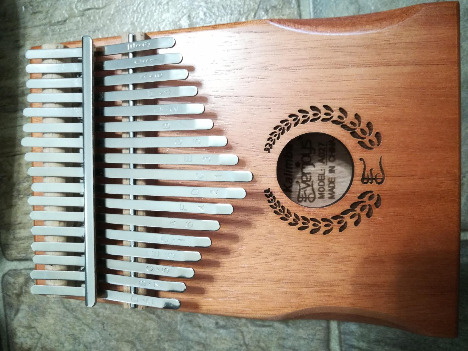 Everjoys Kalimba Thumb Piano 17 Keys, Professional Musical Instrument Finger Piano Marimbas with Portable Soft Cloth Bag customer photo 2